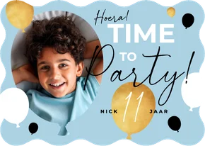 Uitnodiging verjaardagsfeestje jongen fotokaart ballon wave