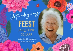 Verjaardagsfeestje vrolijke bloemen blauw