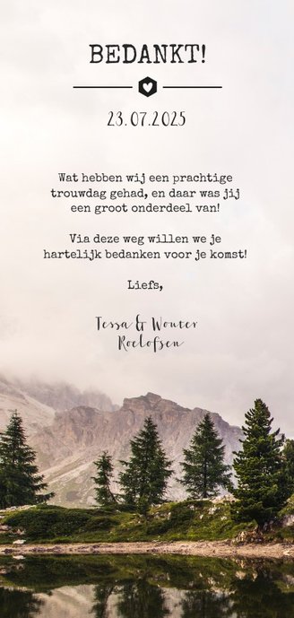 Bedankkaartje trouwen stoer met berglandschap en foto Achterkant