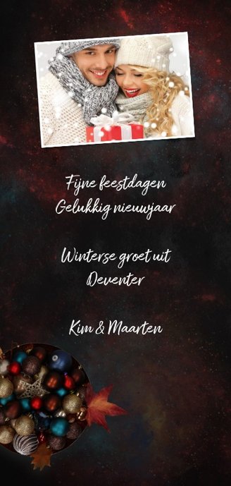 Kerstkaart kerstballen in koperen schaal Achterkant
