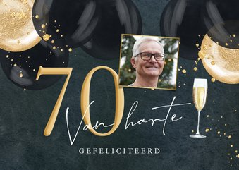 Feestelijke kaart met ballonnen, foto en goud