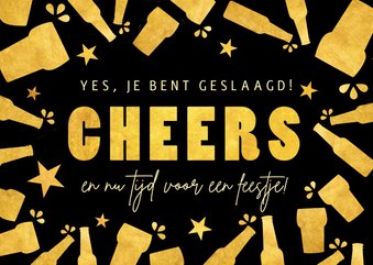 Felicitatiekaart geslaagd jongen - cheers, time for beers!