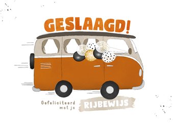 Geslaagd voor rijbewijs met camper / busje en ballonnen