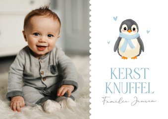 Kerst fotokaart met schattige baby pinguïn hartje