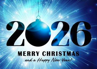 Kerstkaart blauwe kerstbal in licht 2026