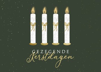 Kerstkaart donkergroen met vier adventskaarsen