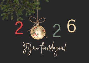 Kerstkaart gouden kerstballen 2026 colors
