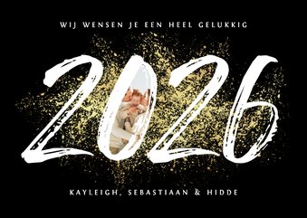 Nieuwjaarskaart 2026 stijlvol goud spetters vuurwerk