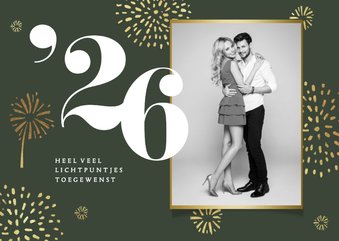 Nieuwjaarskaart 2026 vuurwerk goud stijlvol foto