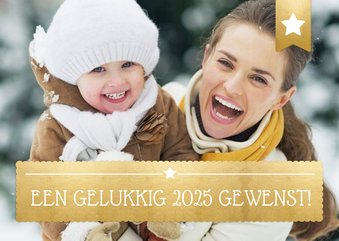 Nieuwjaarskaart met foto op de achtergrond en gouden vlak