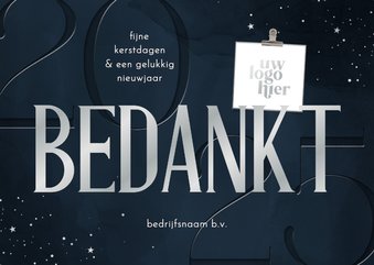 Stijlvol kerstkaartje bedankt met logo zilver donkerblauw