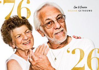 Stijlvolle jubileumkaart, gouden cijfers en grote foto