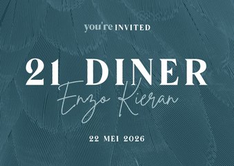 Uitnodiging 21 diner stijlvol blauw met veren
