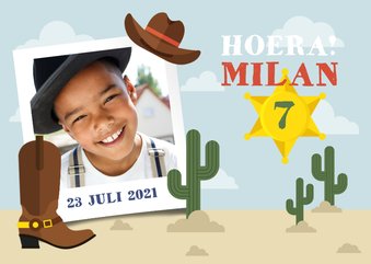 Uitnodiging kinderfeestje cowboyhoed, laars en sheriff ster