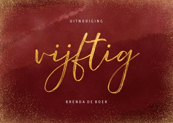 Uitnodiging vijftig in goud met glitters op waterverf