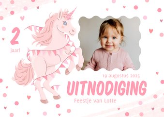 Uitnodigingen kinderfeestje met roze unicorn en vlaggetjes