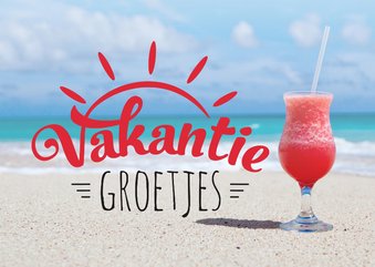 Vakantiekaart strand zomers drankje