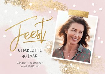 Verjaardag uitnodigingen vrouw confetti foto