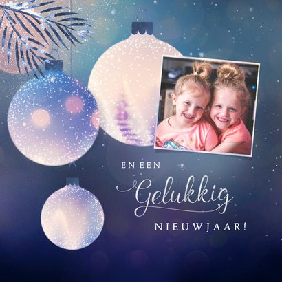 Artistieke kerstkaart eigen foto lichtgevende kerstballen 2