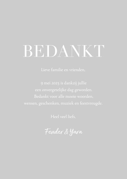 Bedankkaart trouwerij met grote foto en witte typografie 3