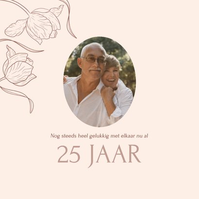 Beige jubileumkaart met vintage bloemen illustratie 2