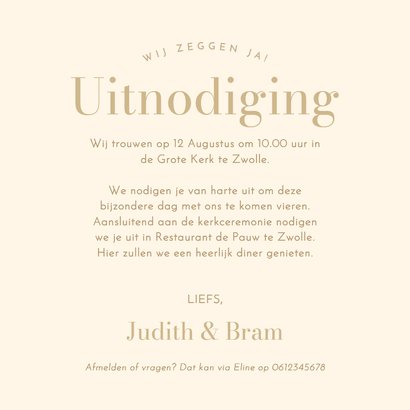 Bohemian trouwkaart met beige bloempatroon en boog 3