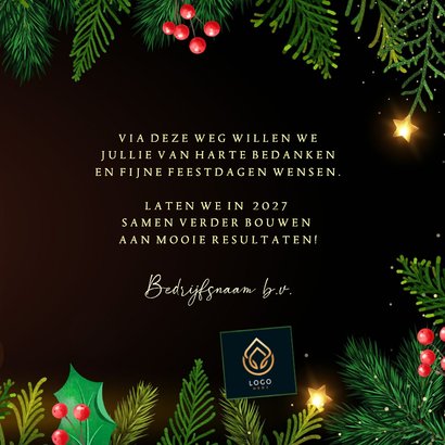 Chique kerstkaart realistisch kerstgroen warm sterren licht 3