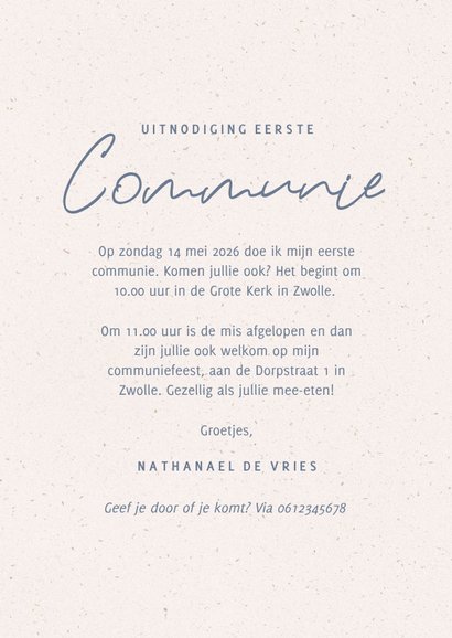 Communie uitnodiging met illustratie van kerkje en duifje 3