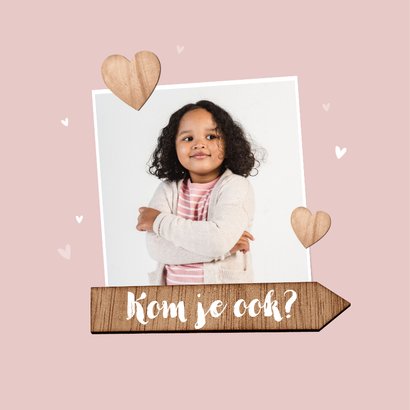 Communiekaart houten wegwijzers hartjes foto 2