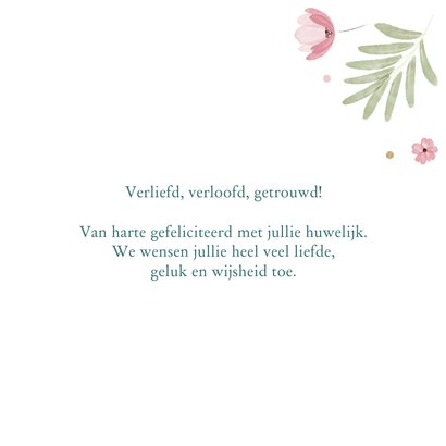 Felicitatiekaart huwelijk met getekende bloemen 3