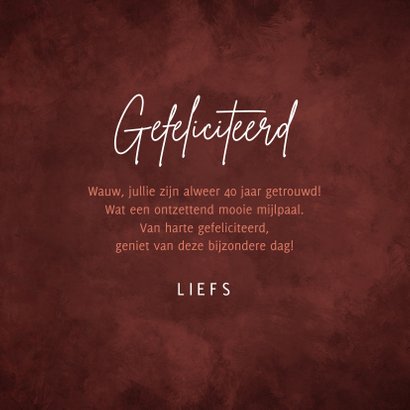 Felicitatiekaart robijn huwelijk goud confetti 40 jaar rood 3