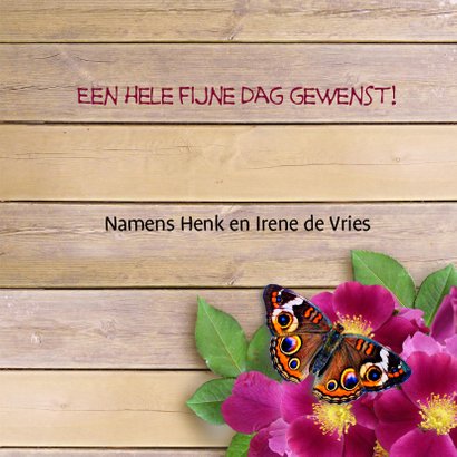 Felicitatiekaart wilde roos en vlinders op houtprint 3