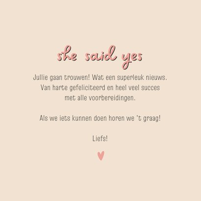 Felicitatiekaartje she said yes typografisch hartjes 3