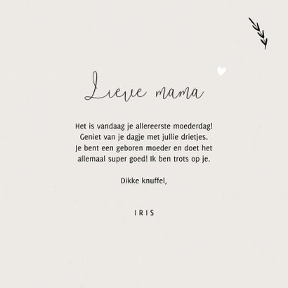 Fotokaart moederdag met portretje en hartjes minimalistisch 3