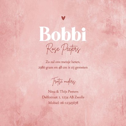 Geboortekaartje meisje stoer betonlook roze hartje Achterkant