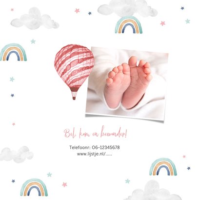 Geboortekaartje meisje wolkjes luchtballon regenboog foto 2