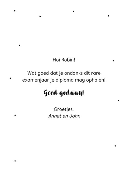 Geslaagd kaart met confetti, ballonnen en een hoed 3