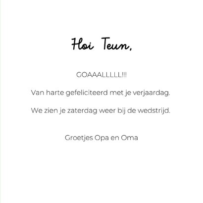 Grappige hondenkaart van chihuahua in actie met voetbal 3