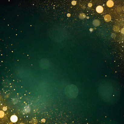 Groene nieuwjaarskaart met hangende cijfers in goud Achterkant