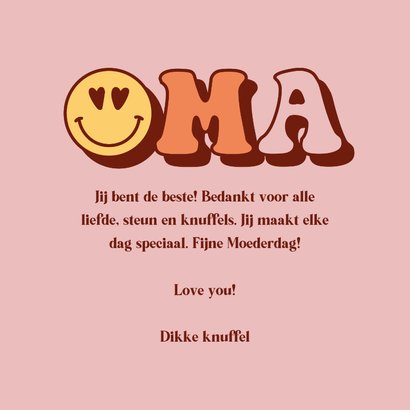 Groovy moederdagkaartje 'oma you are wow' met smiley 3