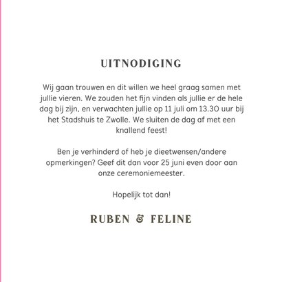 Hip en trendy trouwkaartje gestreept roze oranje hartje 3