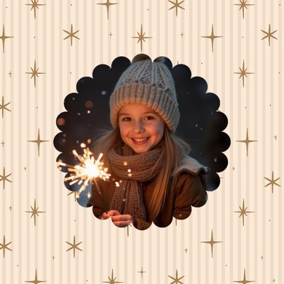 Hippe nieuwjaarskaart streepjes met sterren beige 2