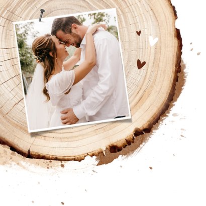 Jubileumfeest 5 jaar getrouwd houten huwelijk boomstam 2