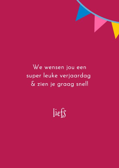 Kat hangt slingers verjaardagskaart 3