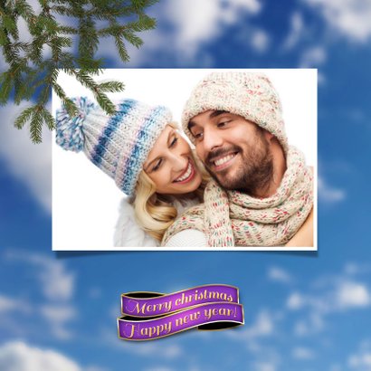 Kerstkaart 2019 en kerstbal in sneeuw 2