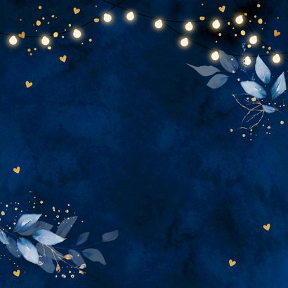 Kerstkaart donkerblauw botanisch bladeren lampjes goudlook Achterkant