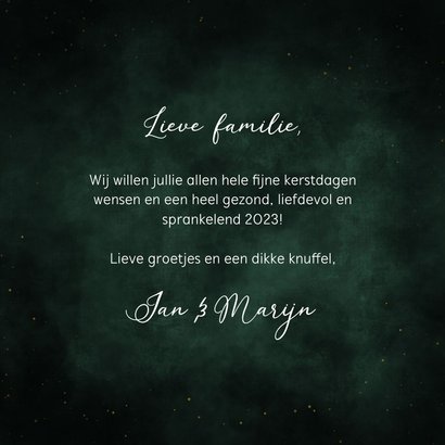 Kerstkaart donkergroen 2023 met spetters 3