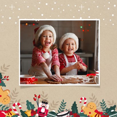 Kerstkaart een papieren kerstkus door de brievenbus 2