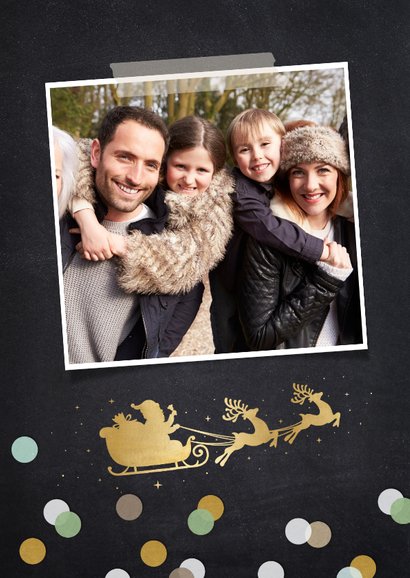 Kerstkaart fotocollage polaroids met 8 foto's en confetti 2