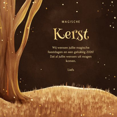 Kerstkaart hert met roodborstje in sprankelend bos 3